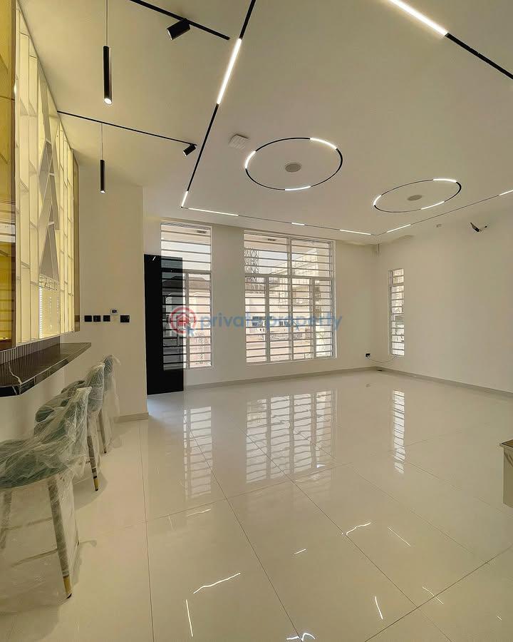 5 bedroom Detached Duplex For Sale Hampton Lake Chevron Drive Lekki Lagos - 6