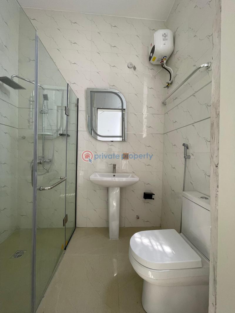5 bedroom Detached Duplex For Sale Osapa London Lekki Lagos - 5