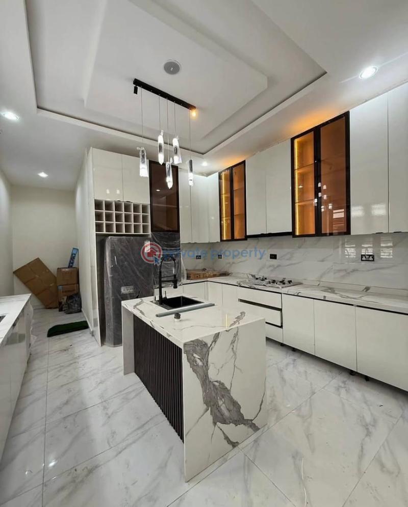 5 bedroom Detached Duplex For Sale Ologolo Lekki Lagos - 1
