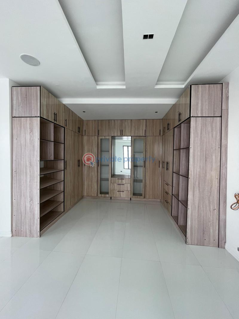 5 bedroom Detached Duplex For Sale Osapa London Lekki Lagos - 8