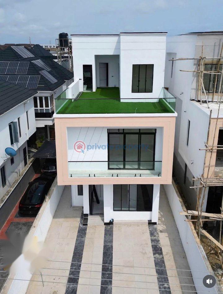 5 bedroom Detached Duplex For Sale Ologolo Lekki Lagos - 0