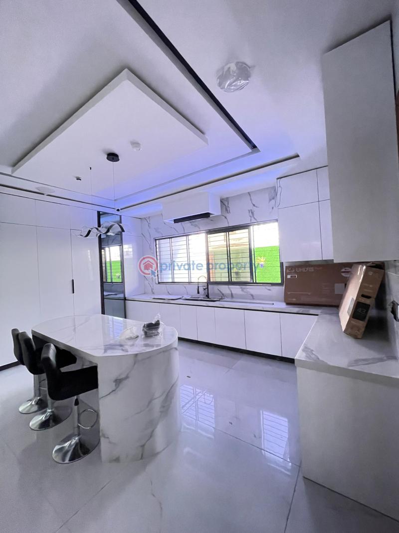 5 bedroom Detached Duplex For Sale Lekki Phase 1 Lagos - 2