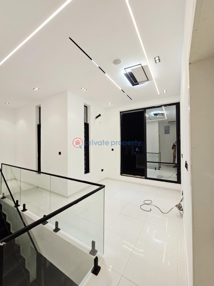 Contemporary  5 bedroom fully detached duplex  for sale ajah lekki , lagos - 2 5 bedroom Detached Duplex For Sale Captain Cut Estate Ajah Lagos - 2