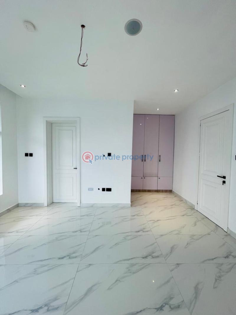 Contemporary 5 bedroom fully detached duplex - 18 5 bedroom Detached Duplex For Sale Orchid Road Lekki Lagos - 18