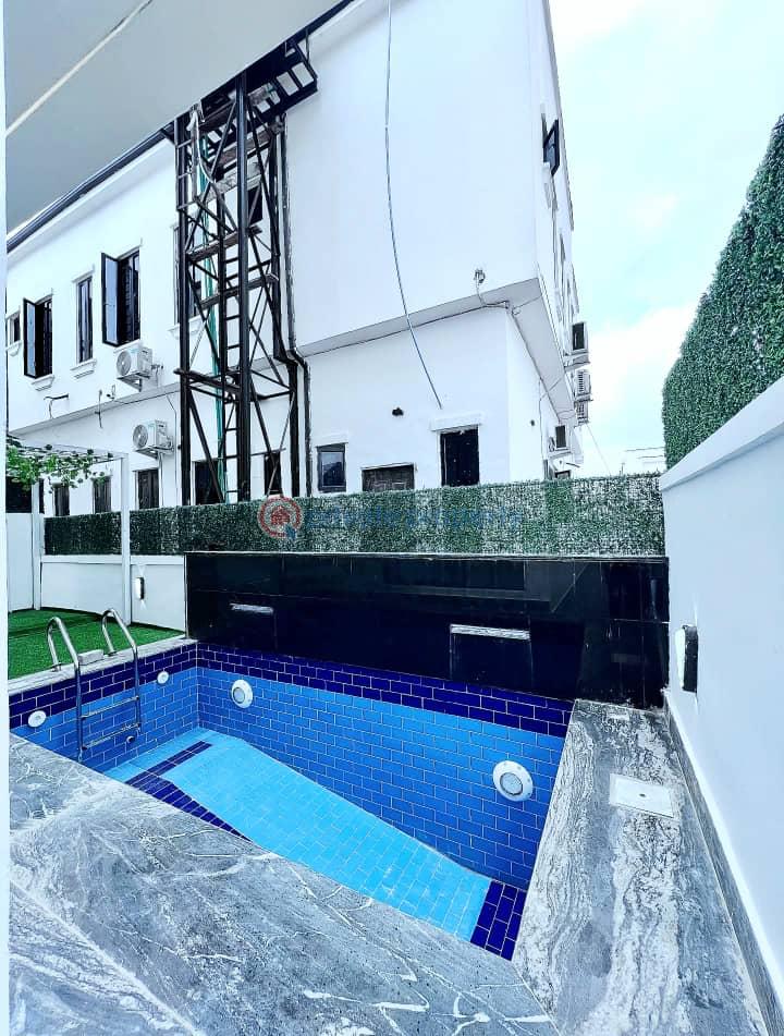 5 bedroom Detached Duplex For Sale Orchid Road Chevron Drive Lekki Lagos - 9