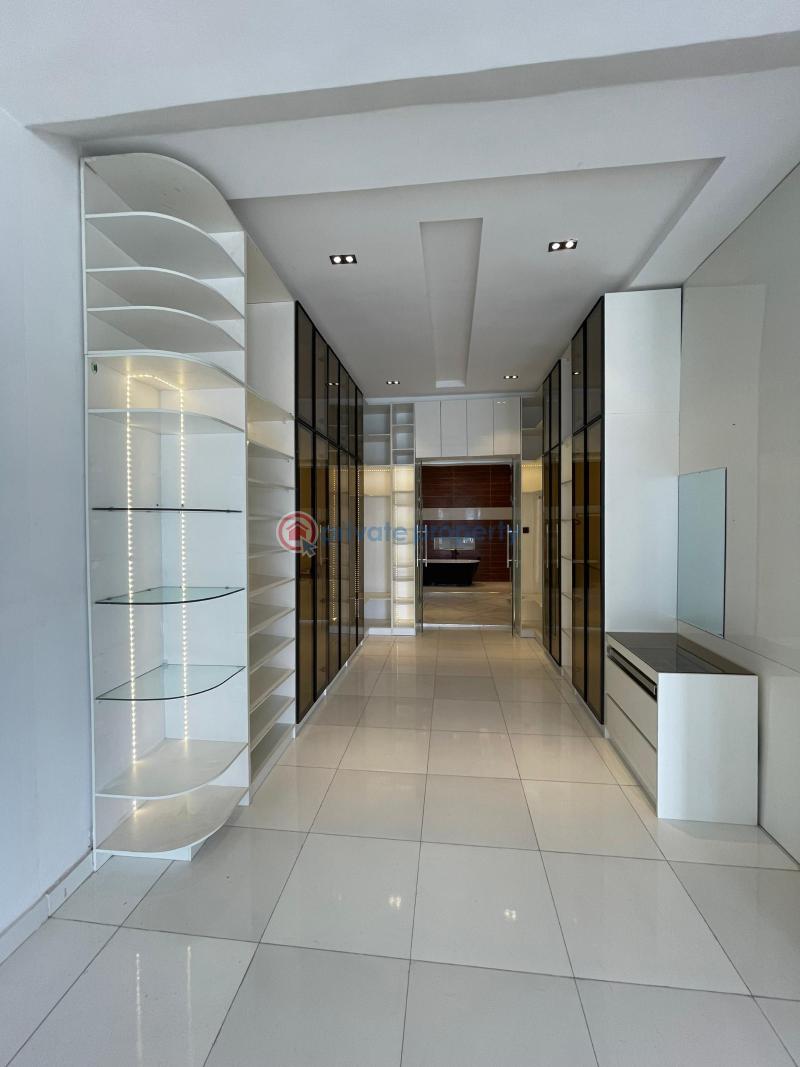 5 bedroom Detached Duplex For Sale Chevron Drive Lekki Lagos - 9