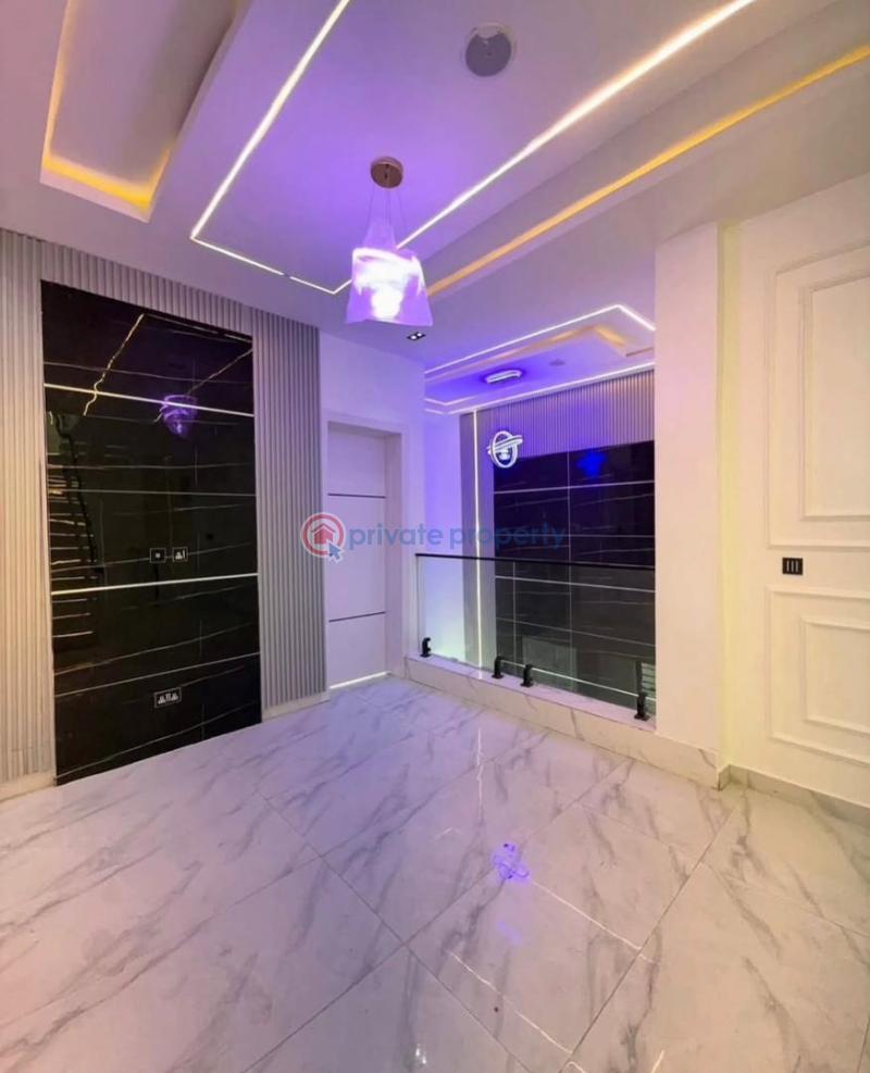 5 bedroom Detached Duplex For Sale Ologolo Lekki Lagos - 2
