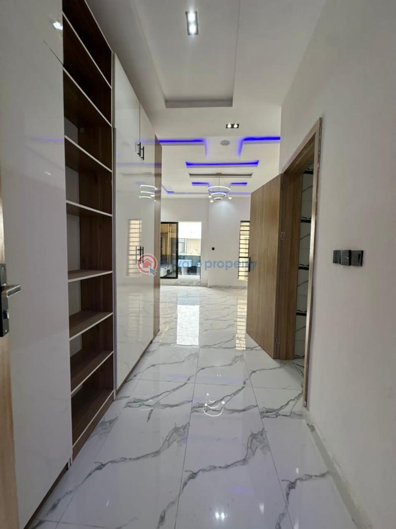 5 bedroom Detached Duplex For Sale Chevron Lekki Lekki Lagos - 13
