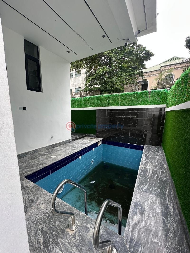5 bedroom Duplex For Sale Chevron Drive Lekki Lagos - 3