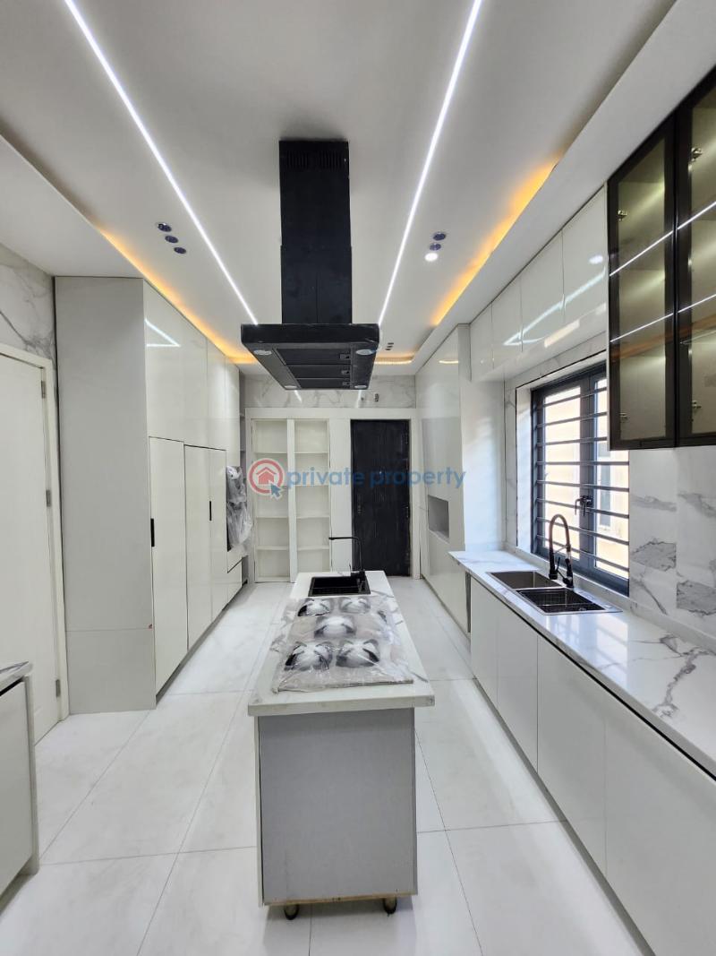 5 bedroom Detached Duplex For Sale Chevron Drive Lekki Lagos - 6