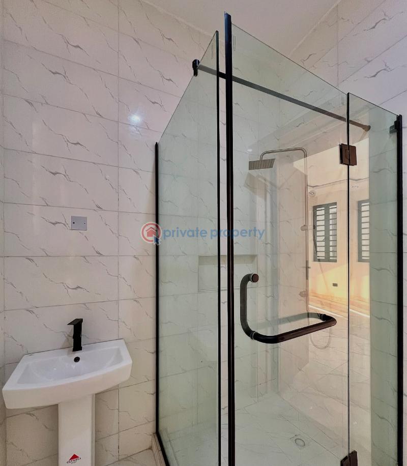 5 bedroom Detached Duplex For Sale Secure Estate At Chevron Drive Lekki Chevron Drive Lekki Lagos - 10