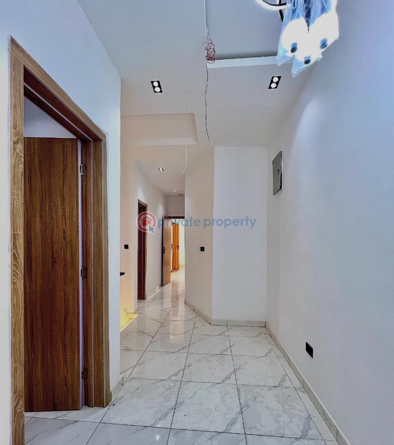 5 bedroom Detached Duplex For Sale Secure Estate At Chevron Drive Lekki Chevron Drive Lekki Lagos - 6