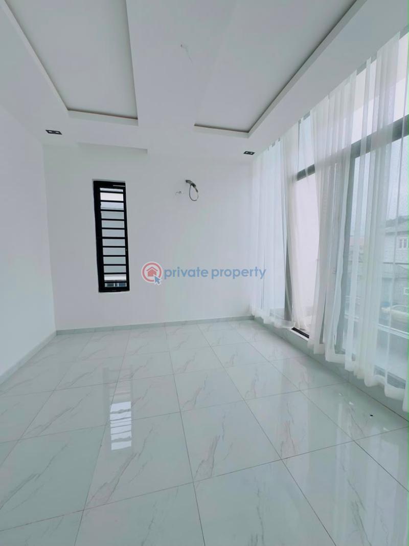 5 bedroom Detached Duplex For Sale Contemporary 5 Bedroom Fully Detached Duplex With Study, Pool, Bq, Magodo Gra Phase 1 Magodo Kosofe/Ikosi Lagos - 16