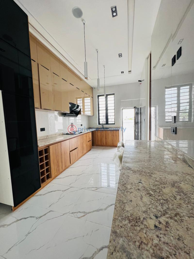 Contemporary 5 bedroom fully detached duplex with bq & swimming pool - 8 5 bedroom Detached Duplex For Sale Orchid Road, Lekki Lafiaji Lekki Lagos - 8