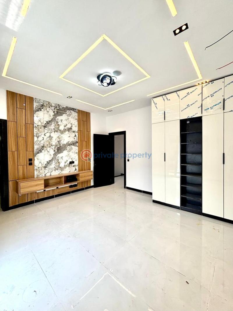 5 bedroom Detached Duplex For Sale Ologolo, Lekki Lagos - 21