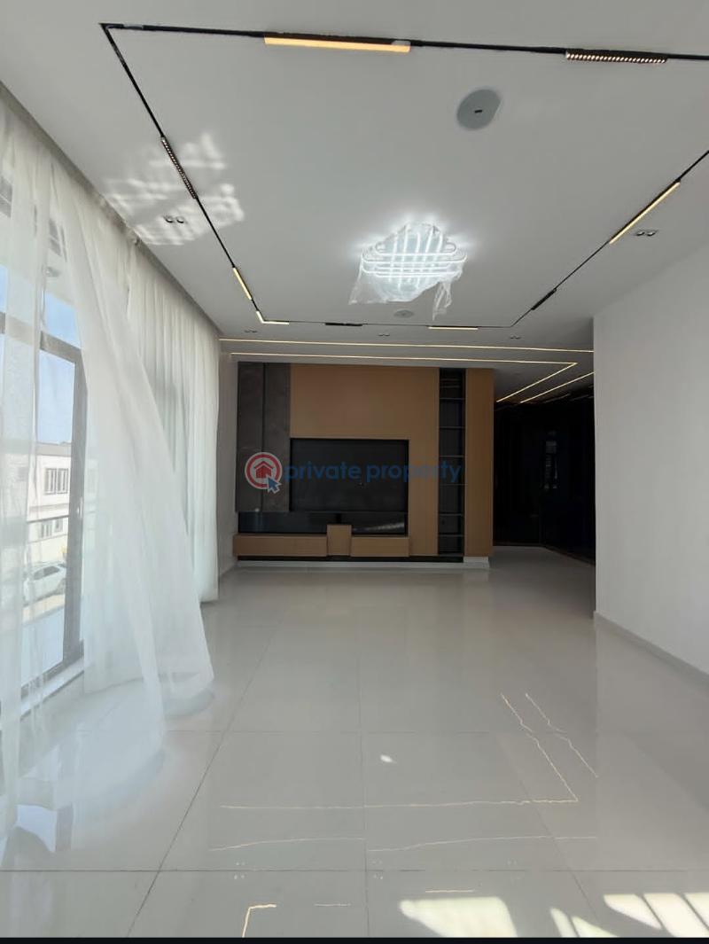 5 bedroom Detached Duplex For Sale Victoria Garden City Lekki Lagos - 5