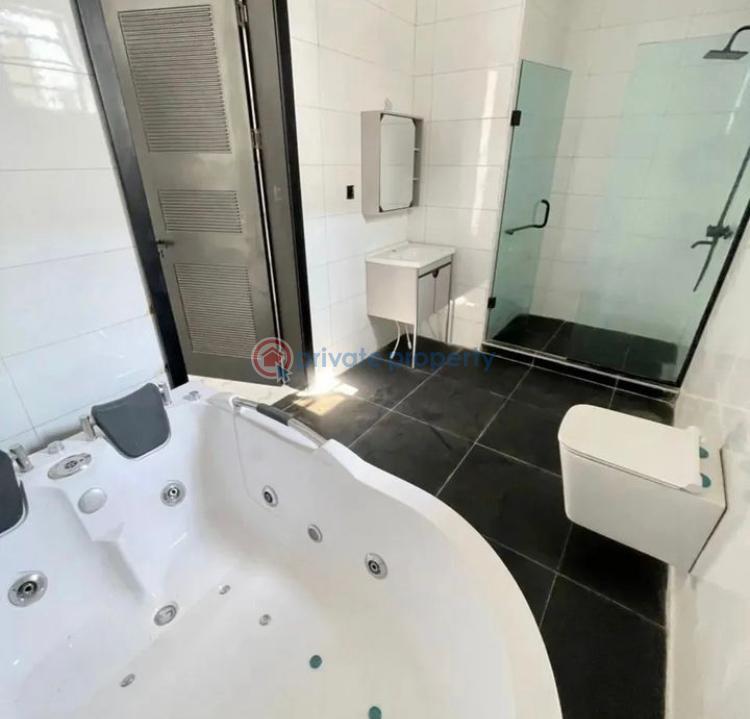 Contemporary 5 bedroom fully detached duplex with bq and swimming pool - 8 5 bedroom Duplex For Sale 2nd Toll Gate Lekki Lagos - 8