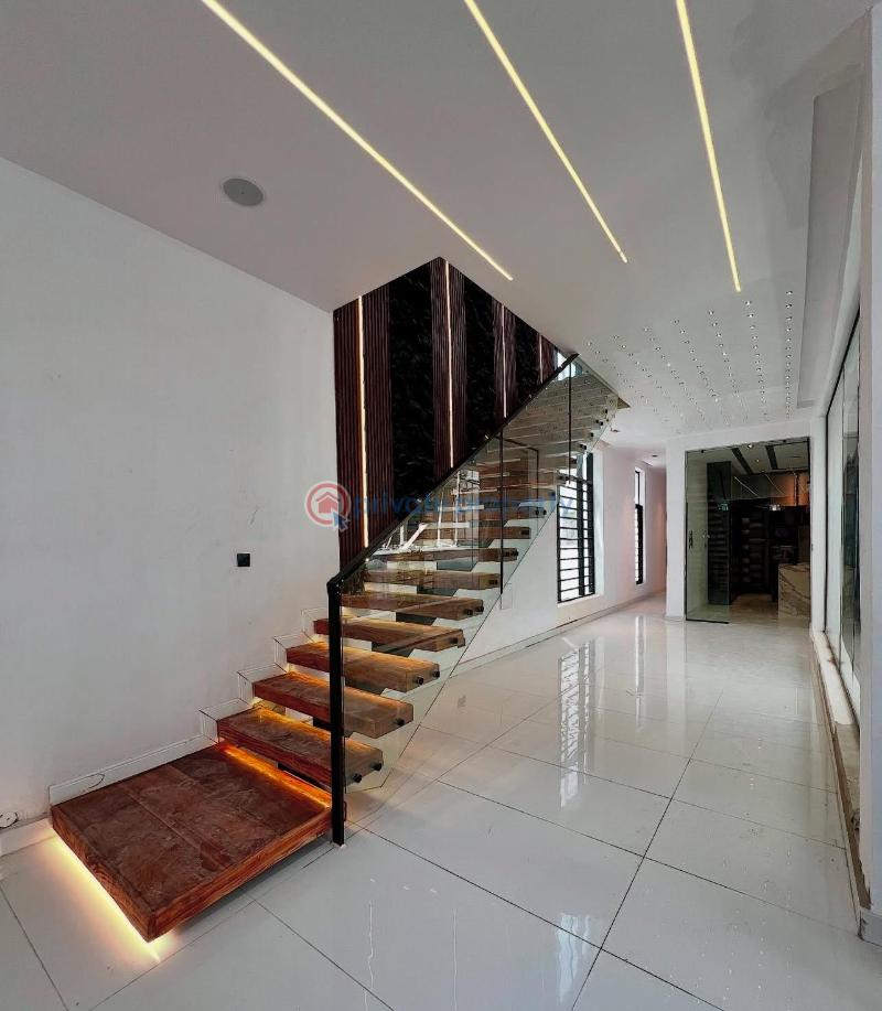 5 bedroom Duplex For Sale Ikota Lekki Phase 2 Lagos - 3