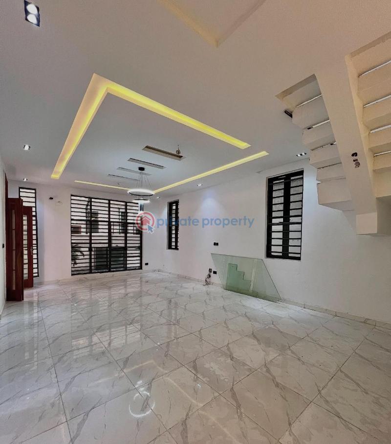 5 bedroom Detached Duplex For Sale Chevron Drive Lekki Lagos - 1