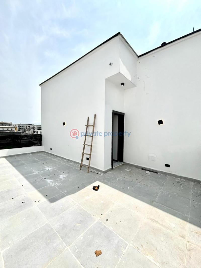 5 bedroom Detached Duplex For Sale Ologolo, Lekki Lagos - 9