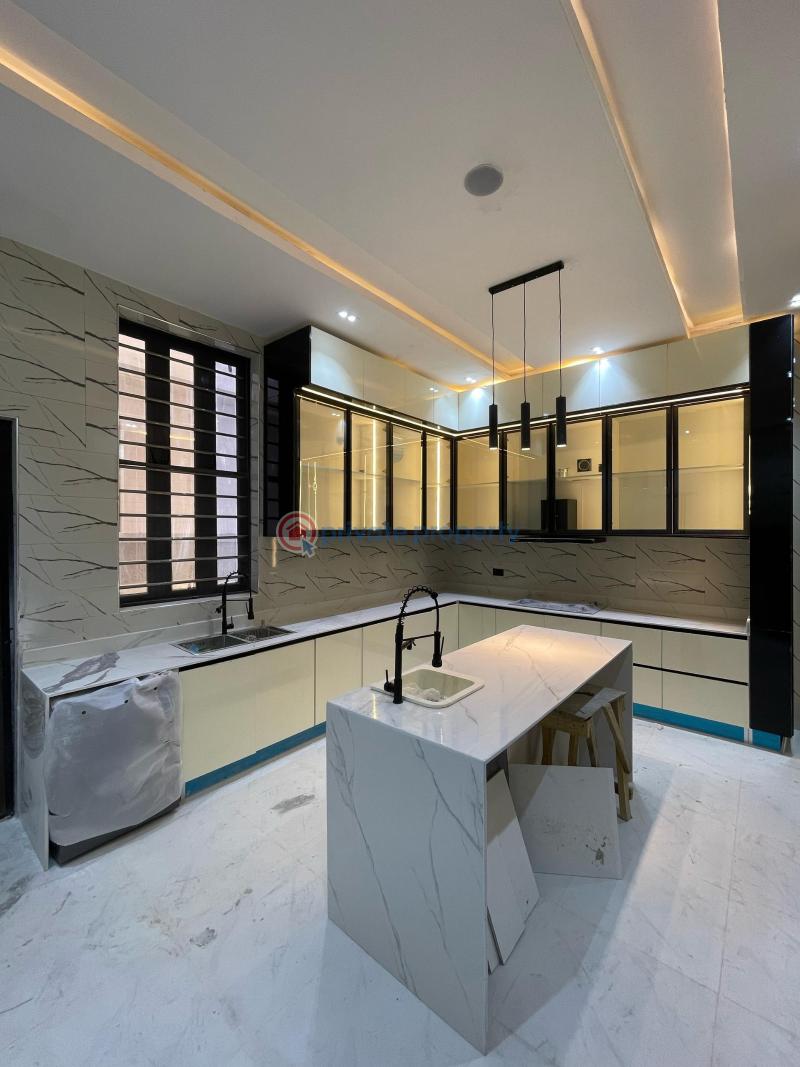 5 bedroom Detached Duplex For Sale Idado Lekki Lagos - 3