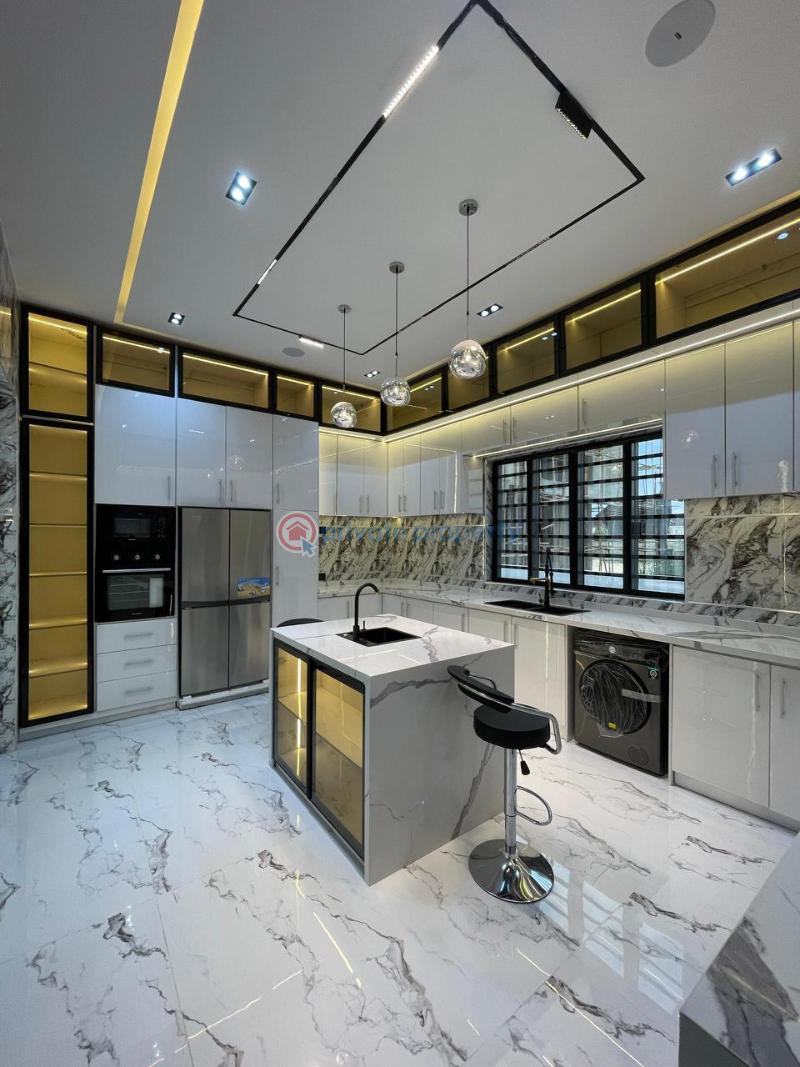 5 bedroom Duplex For Sale Chevron Drive Lekki Lagos - 5