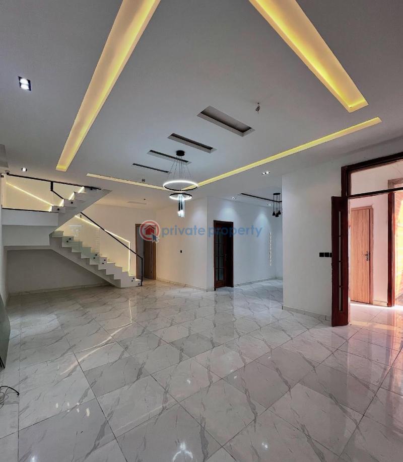 5 bedroom Detached Duplex For Sale Chevron Drive Lekki Lagos - 2
