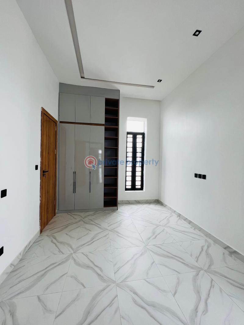 Contemporary 5 bedroom fully detached duplex with bq & swimming pool - 17 5 bedroom Detached Duplex For Sale Orchid Road, Lekki Lafiaji Lekki Lagos - 17