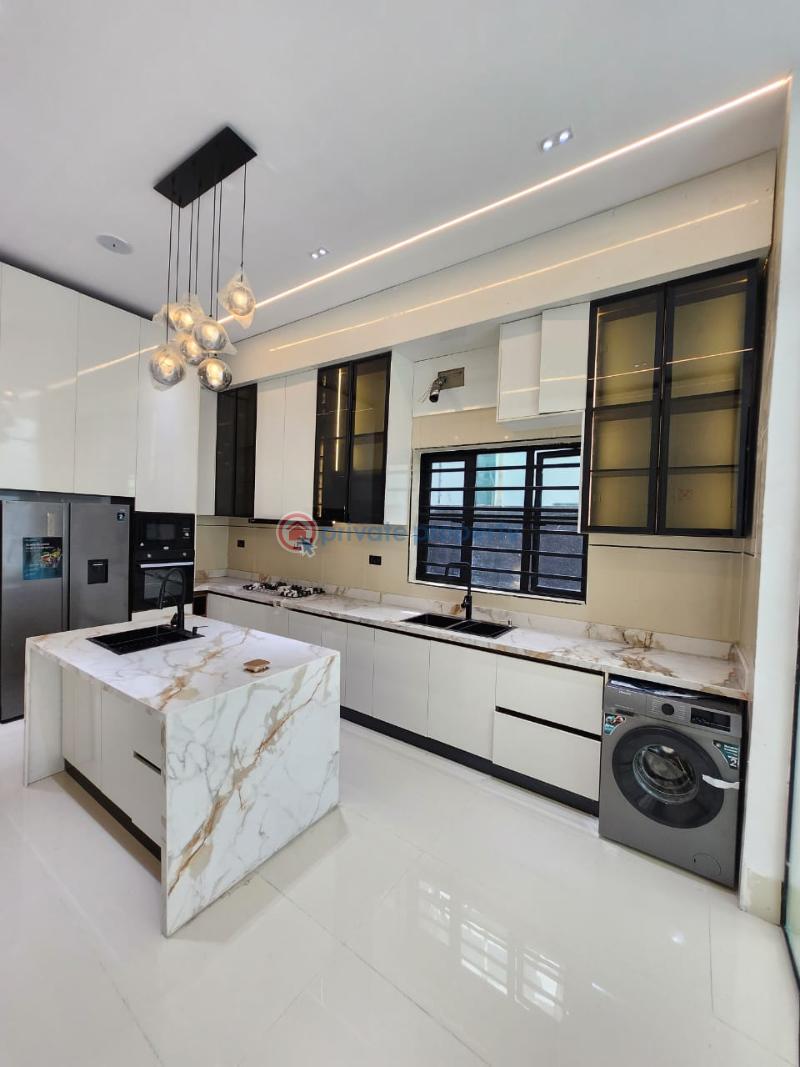 5 bedroom Detached Duplex For Sale Victoria Garden City Lekki Lagos - 18