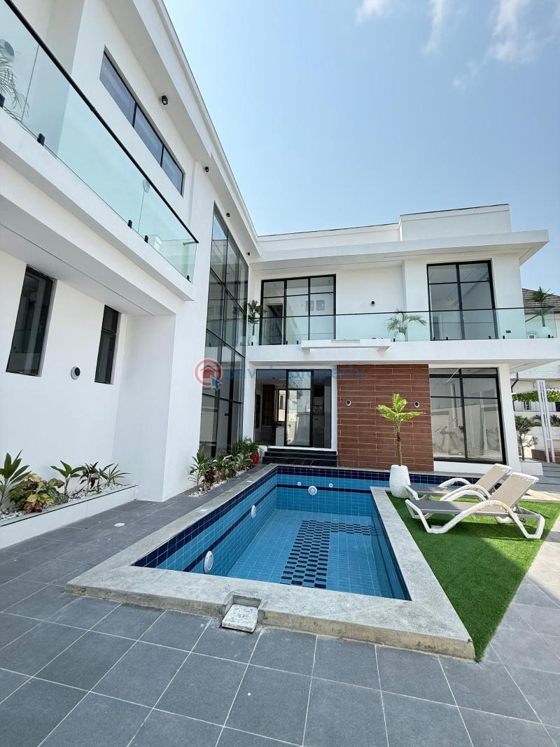 5 bedroom Detached Duplex For Sale Chevron Drive Lekki Lagos - 0