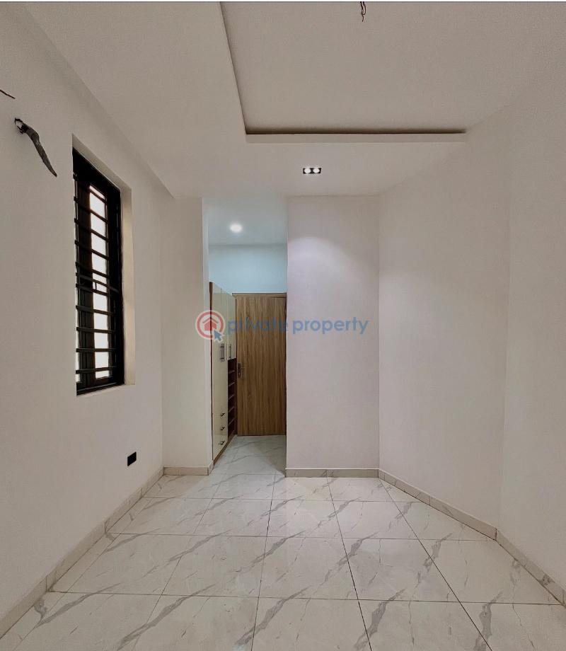 5 bedroom Detached Duplex For Sale Secure Estate At Chevron Drive Lekki Chevron Drive Lekki Lagos - 11