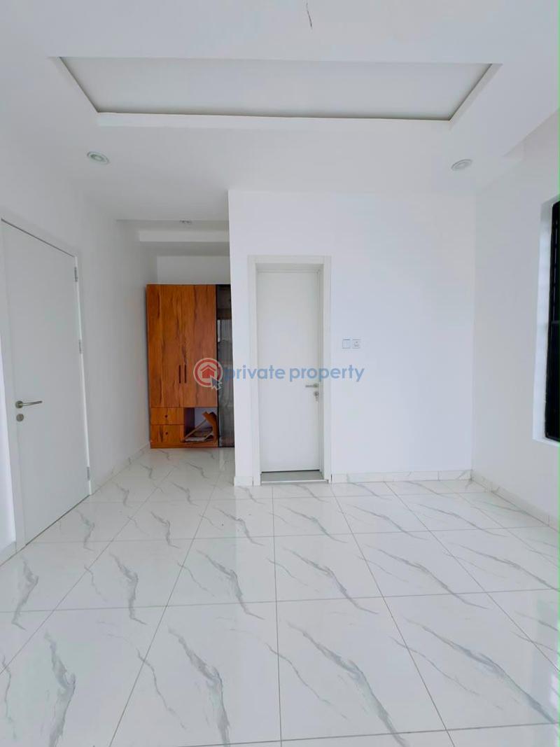 5 bedroom Detached Duplex For Sale Magodo Phase 1 Magodo Isheri Ikeja Lagos - 8