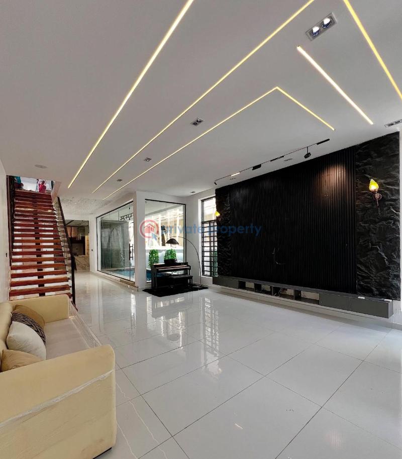 5 bedroom Duplex For Sale Ikota Lekki Phase 2 Lagos - 1