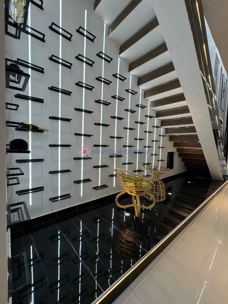 5 bedroom Detached Duplex For Sale Chevron Toll Gate Lekki Lagos - 4