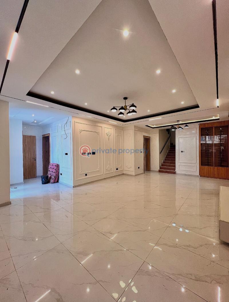 6 bedroom Detached Duplex For Sale Secure Estate At Chevron Lekki Chevron Drive Lekki Lagos - 3