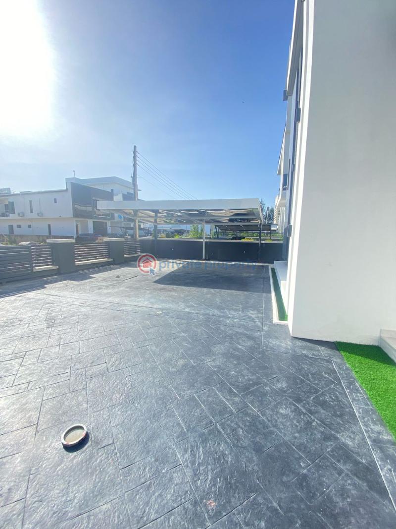 5 bedroom Detached Duplex For Sale Lekki County Ikota Lekki Lagos - 3