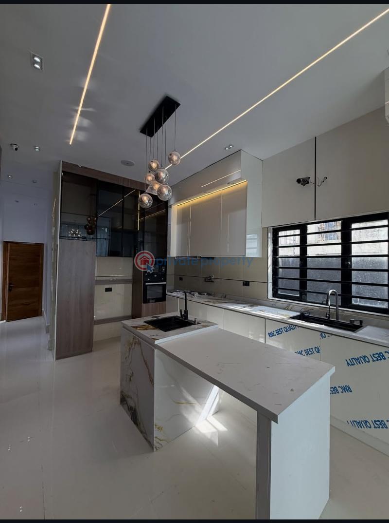 5 bedroom Detached Duplex For Sale Victoria Garden City Lekki Lagos - 4
