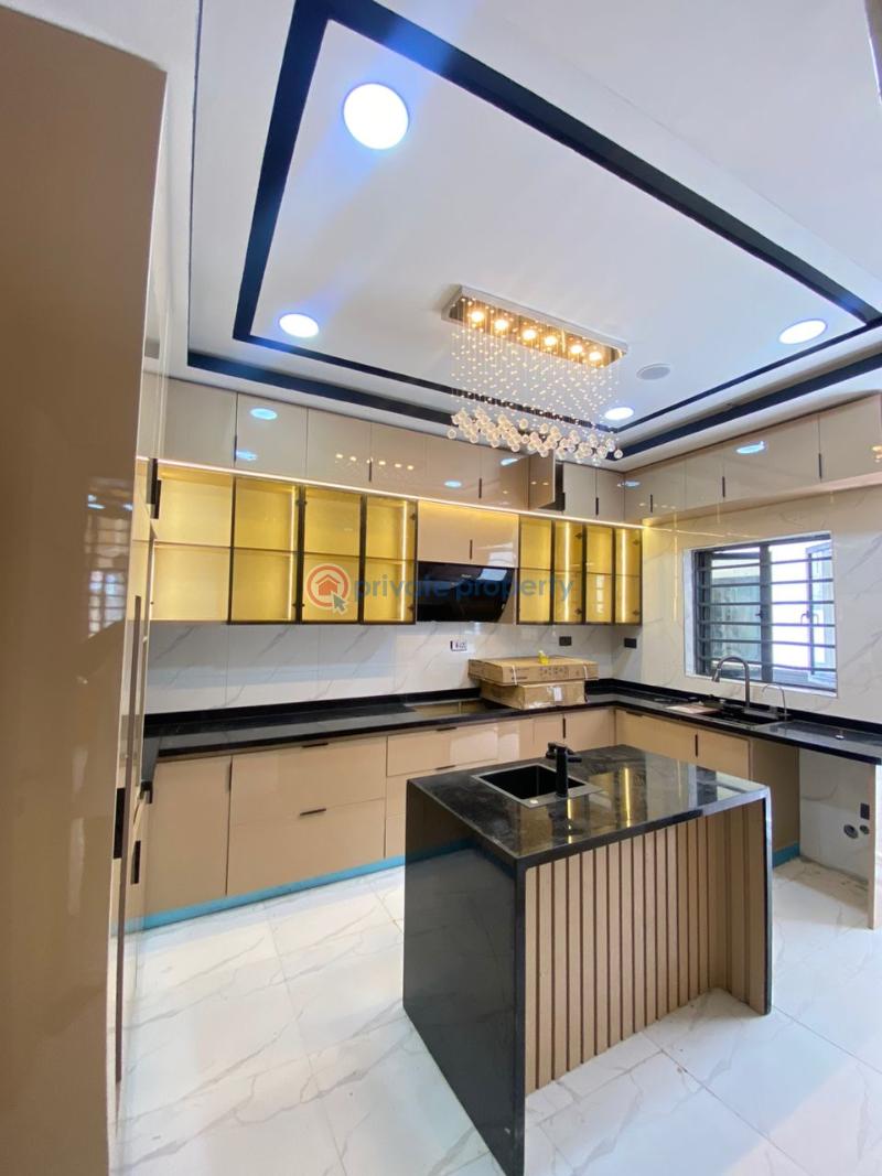 5 bedroom Detached Duplex For Sale Chevron Drive Lekki Lagos - 5