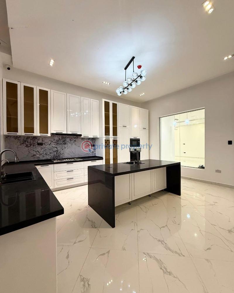 Contemporary 5 bedroom fully detached home available for sale - 9 5 bedroom Detached Duplex For Sale Osapa London Lekki Lagos - 9
