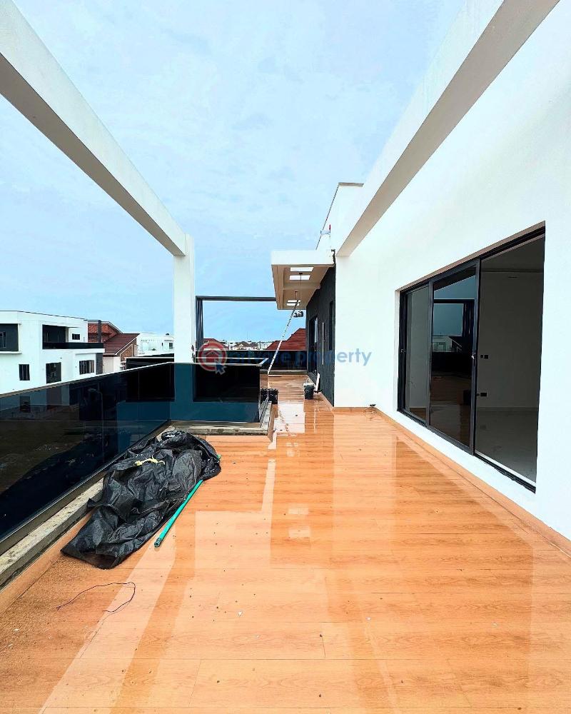 Contemporary 5 bedroom fully detached home available for sale - 12 5 bedroom Detached Duplex For Sale Osapa London Lekki Lagos - 12