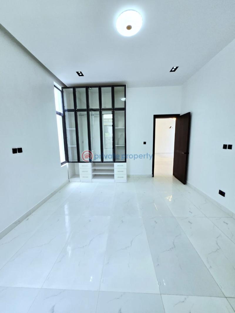 5 bedroom Detached Duplex For Sale Chevron Drive Lekki Lagos - 5