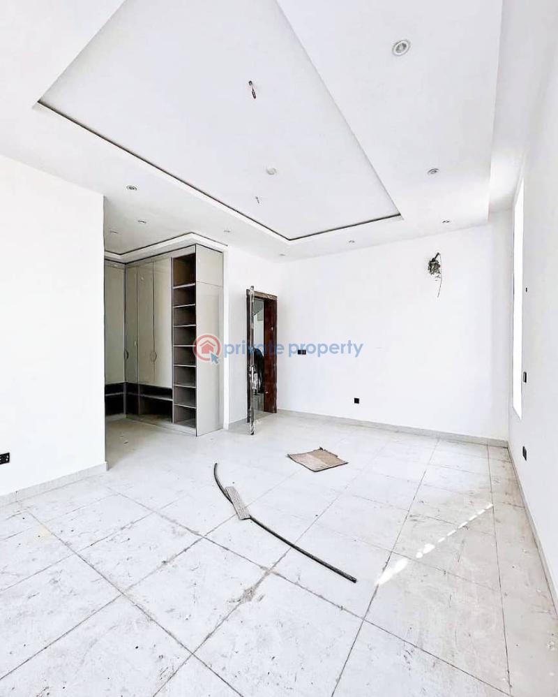 Contemporary 5 bedroom fully detached home - 15 5 bedroom Detached Duplex For Sale Chevron Drive Lekki Lagos - 15