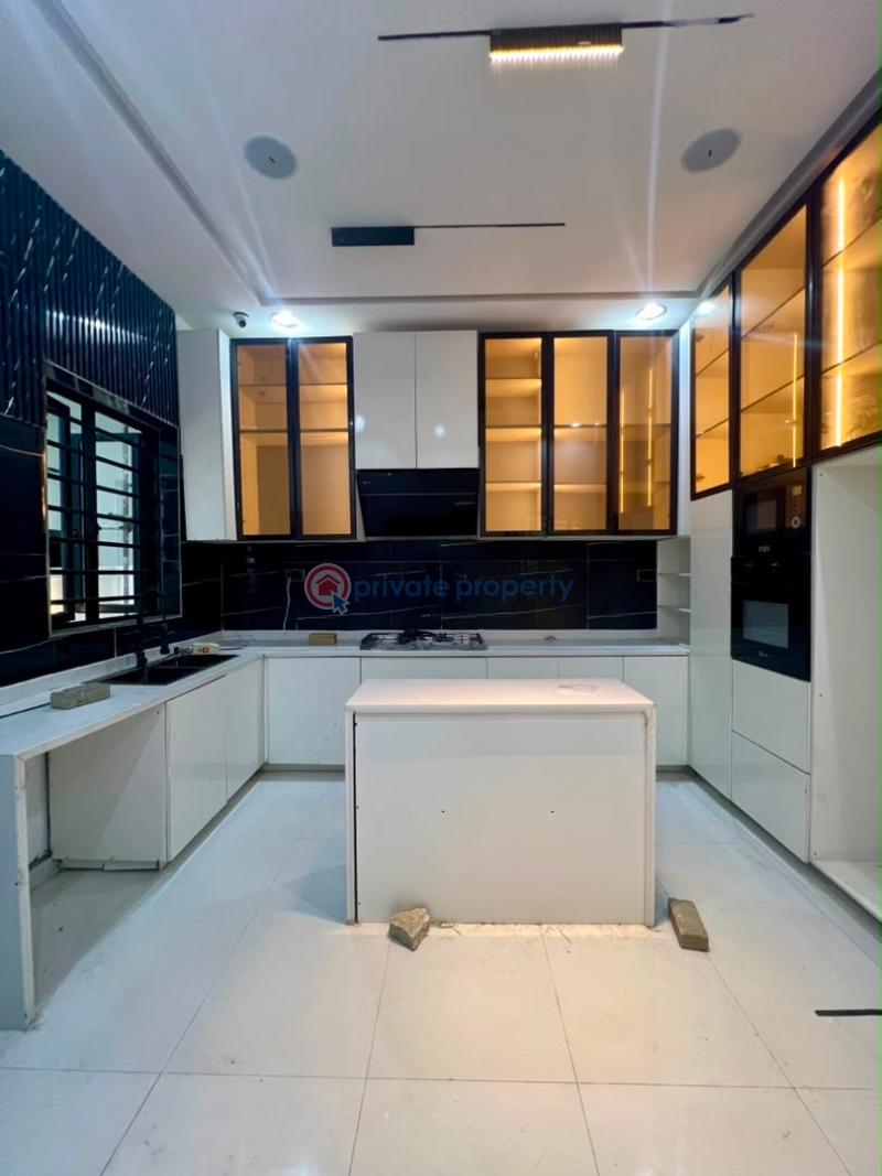 5 bedroom Detached Duplex For Sale Orchid Along Lekki Expressway Lagos - 6