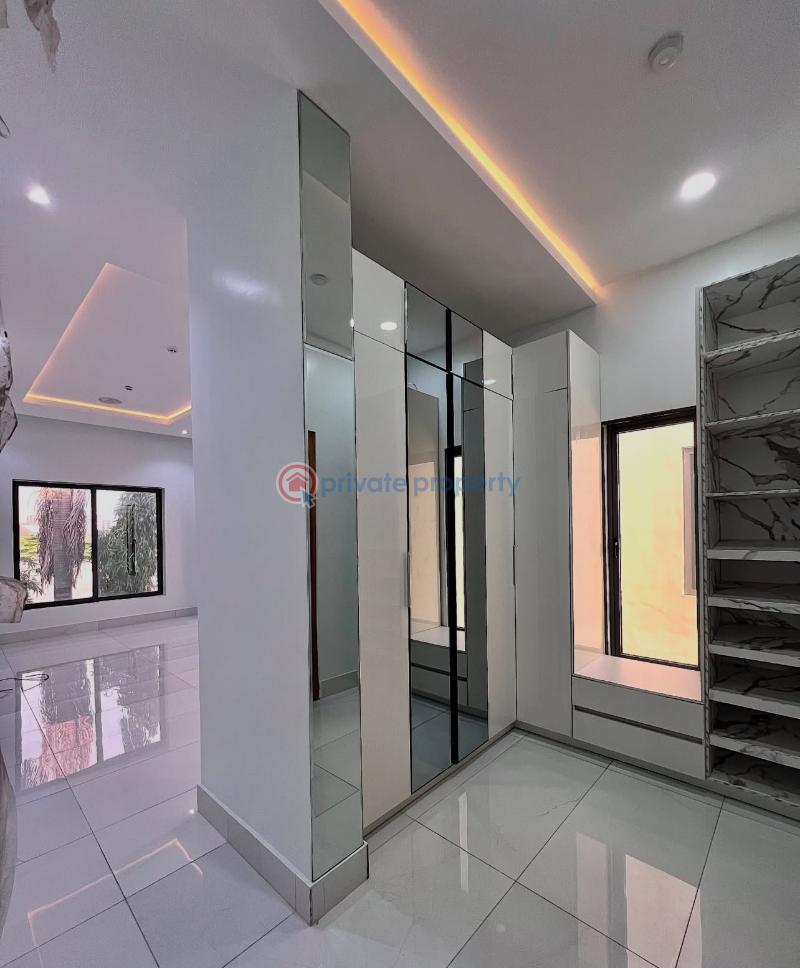 5 bedroom Detached Duplex For Sale Lekki Phase 1 Lagos - 12