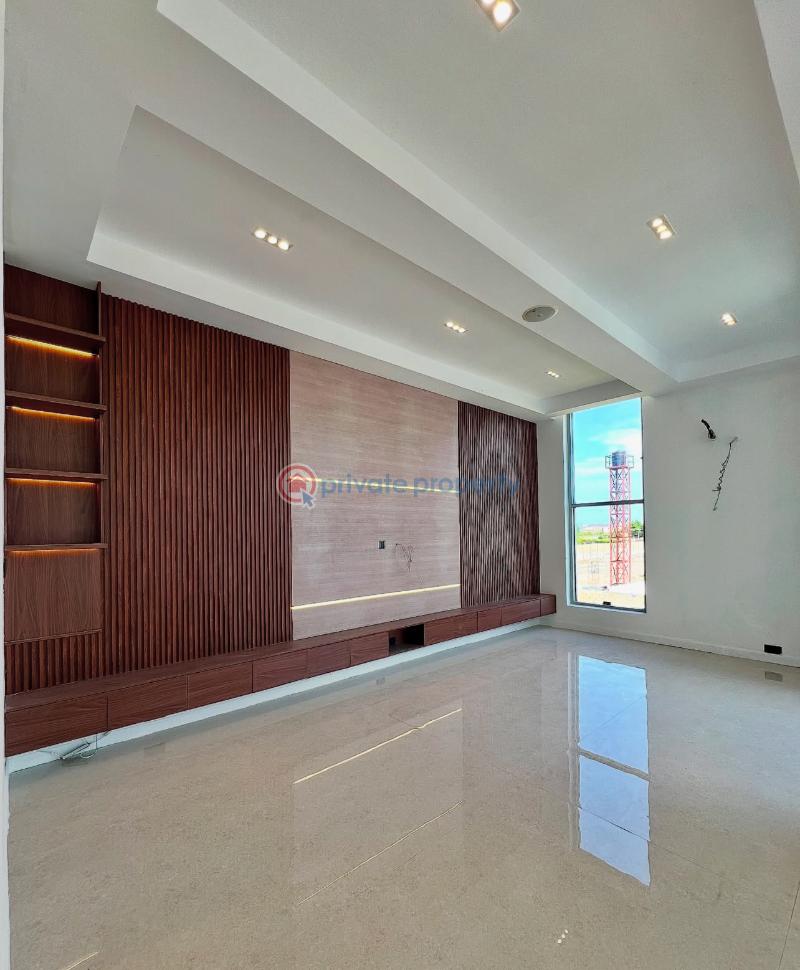 5 bedroom Detached Duplex For Sale Secure Estate At Osapa Lekki Osapa Lekki Lagos - 12