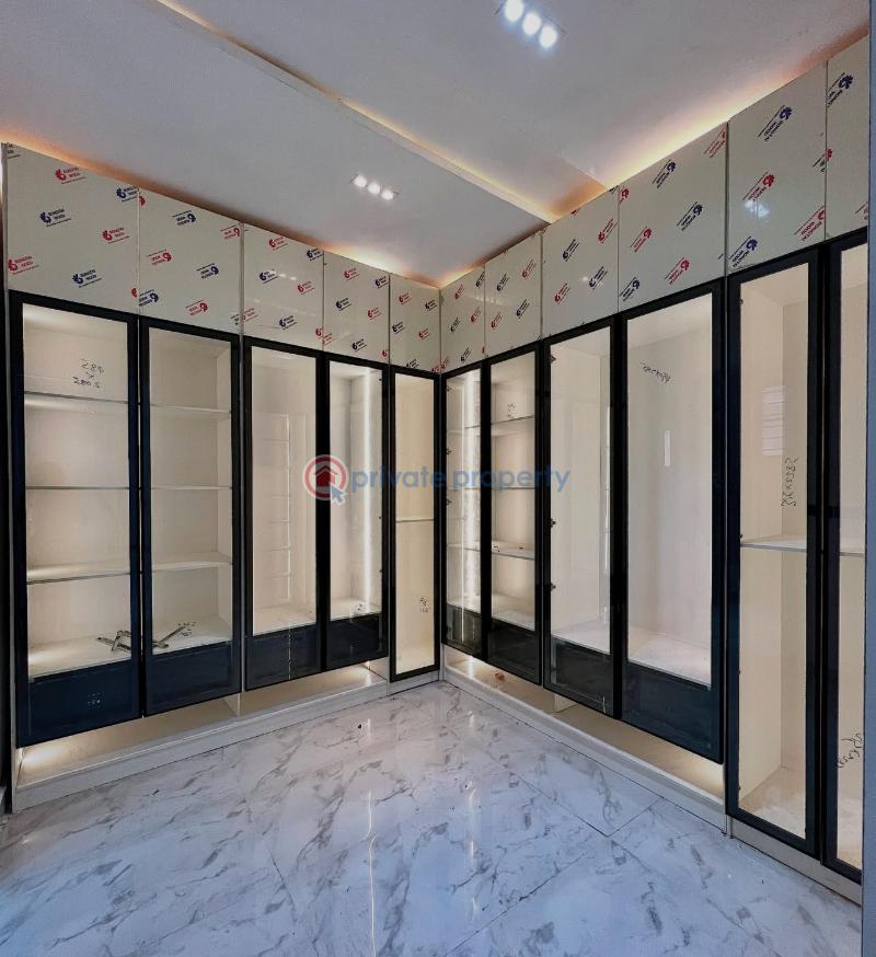 5 bedroom Detached Duplex For Sale Idado Lekki Lagos - 9