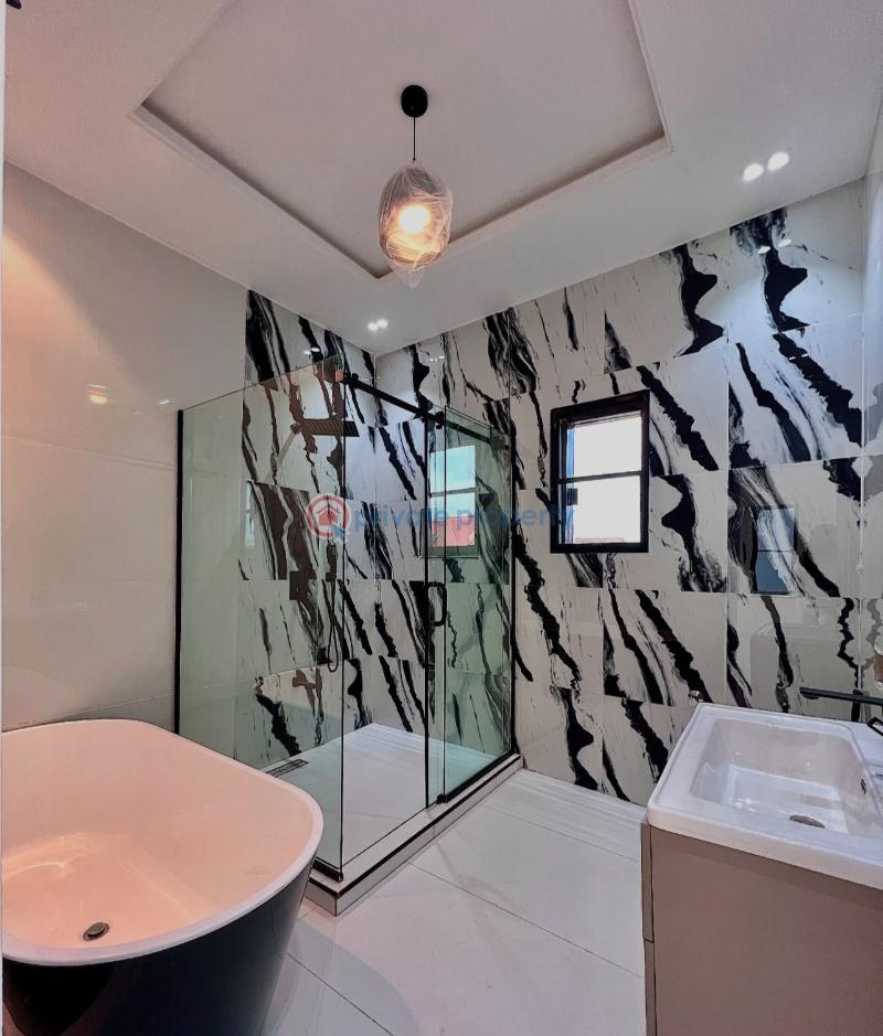 5 bedroom Detached Duplex For Sale Lekki Phase 1 Lagos - 13