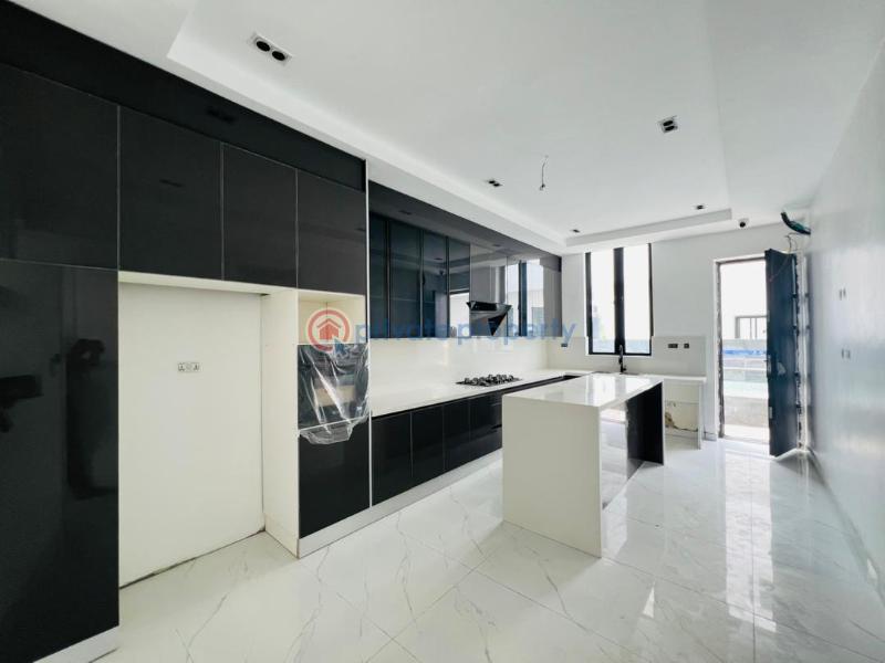 Contemporary 5 bedroom fully detached home with swimming pool for sale… - 10 5 bedroom Detached Duplex For Sale Mega Mound Ikota Lekki Lagos - 10