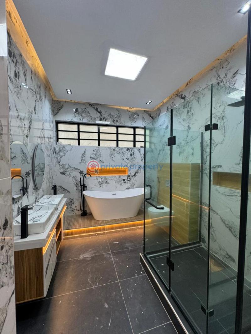 5 bedroom Detached Duplex For Sale Osapa London Lekki Osapa Lekki Lagos - 1