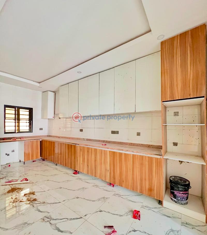 5 bedroom Detached Duplex For Sale Secure Estate At Vgc Lekki Victoria Garden City Lekki Lagos - 4
